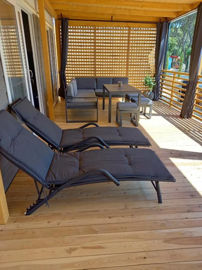 Mobile Home Agava Biograd Na Moru 0*,