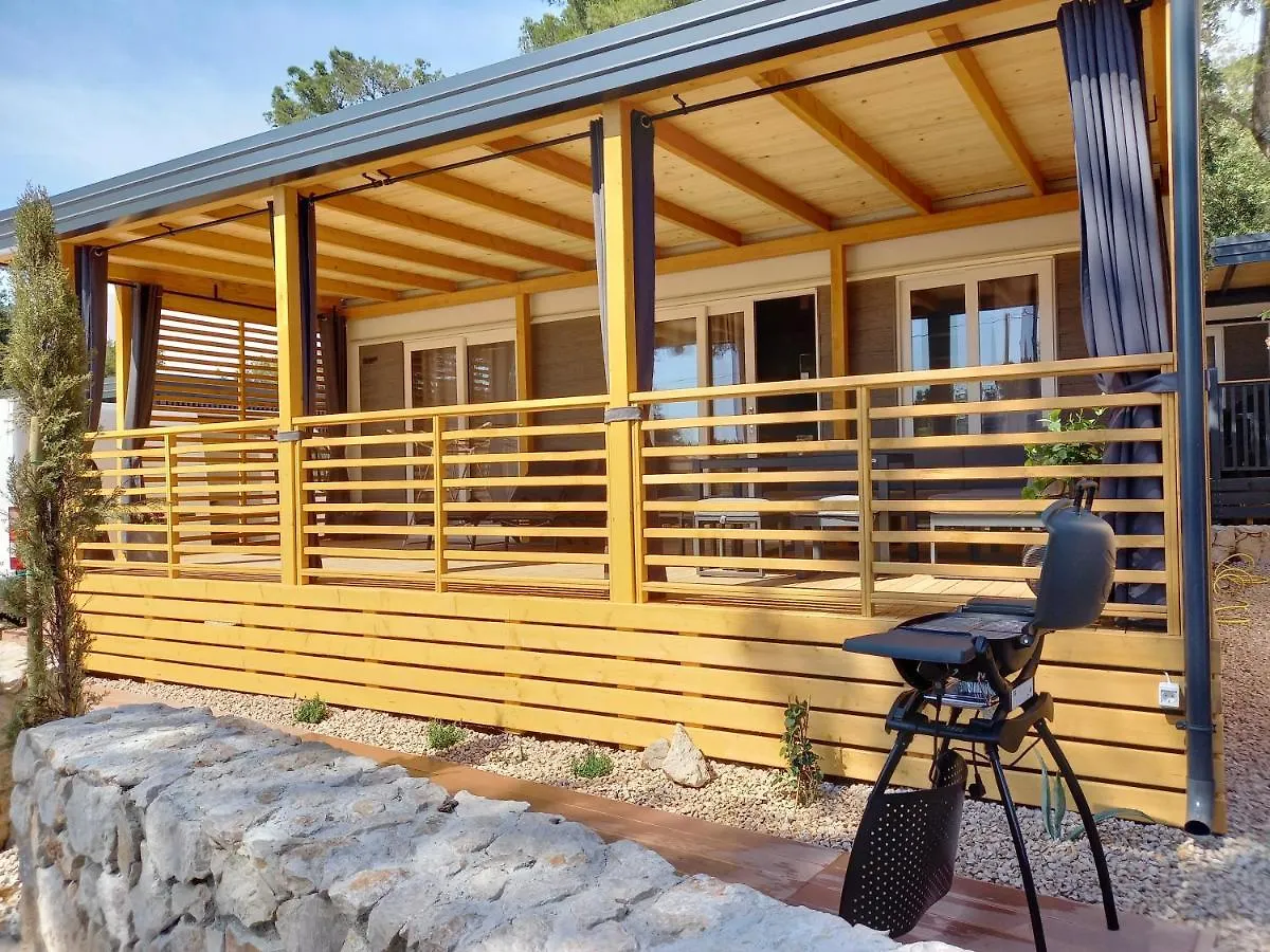 Mobile Home Agava Biograd Na Moru